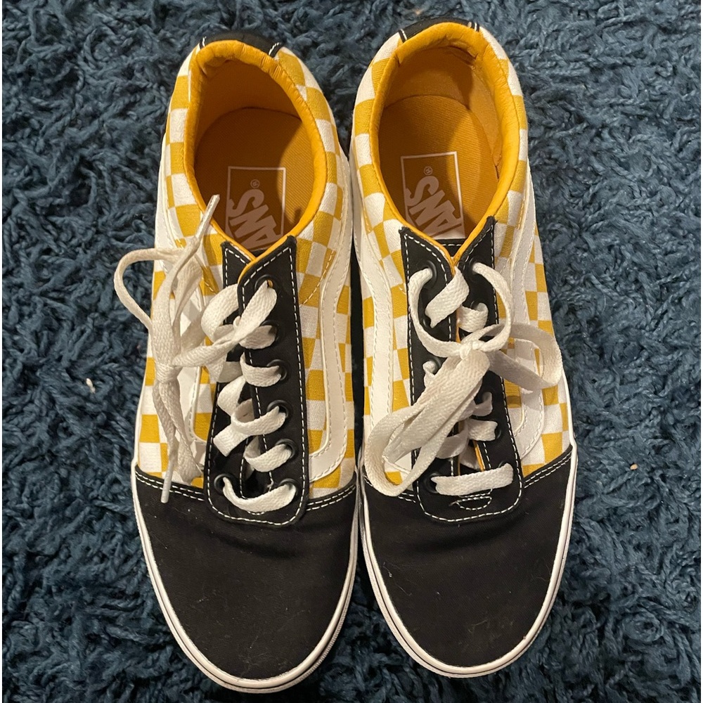 Women’s Shoes